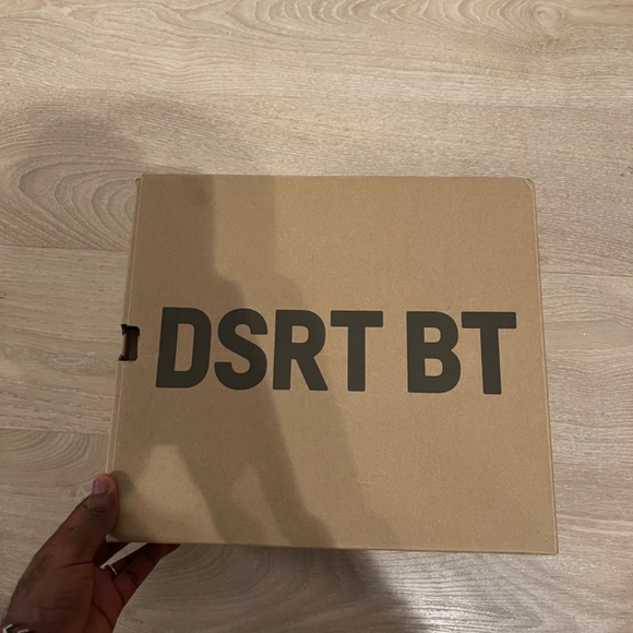 Yeezy Boost DSRT - Picture 5 of 5